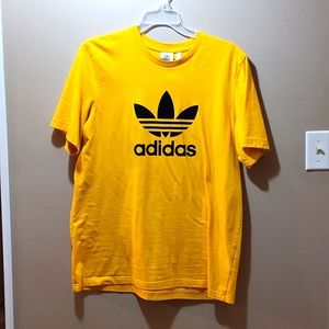 Adidas t-shirt